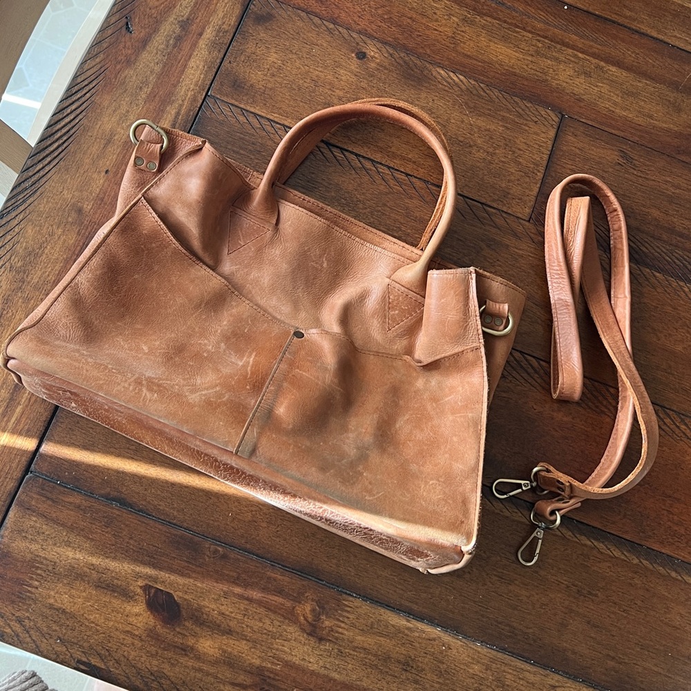 Raven and Lily - Magnolia Leather Crossbody
